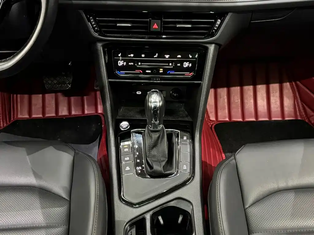 Tuyue 2022 280TSI two-wheel drive luxury version купить на сайте DeffCars