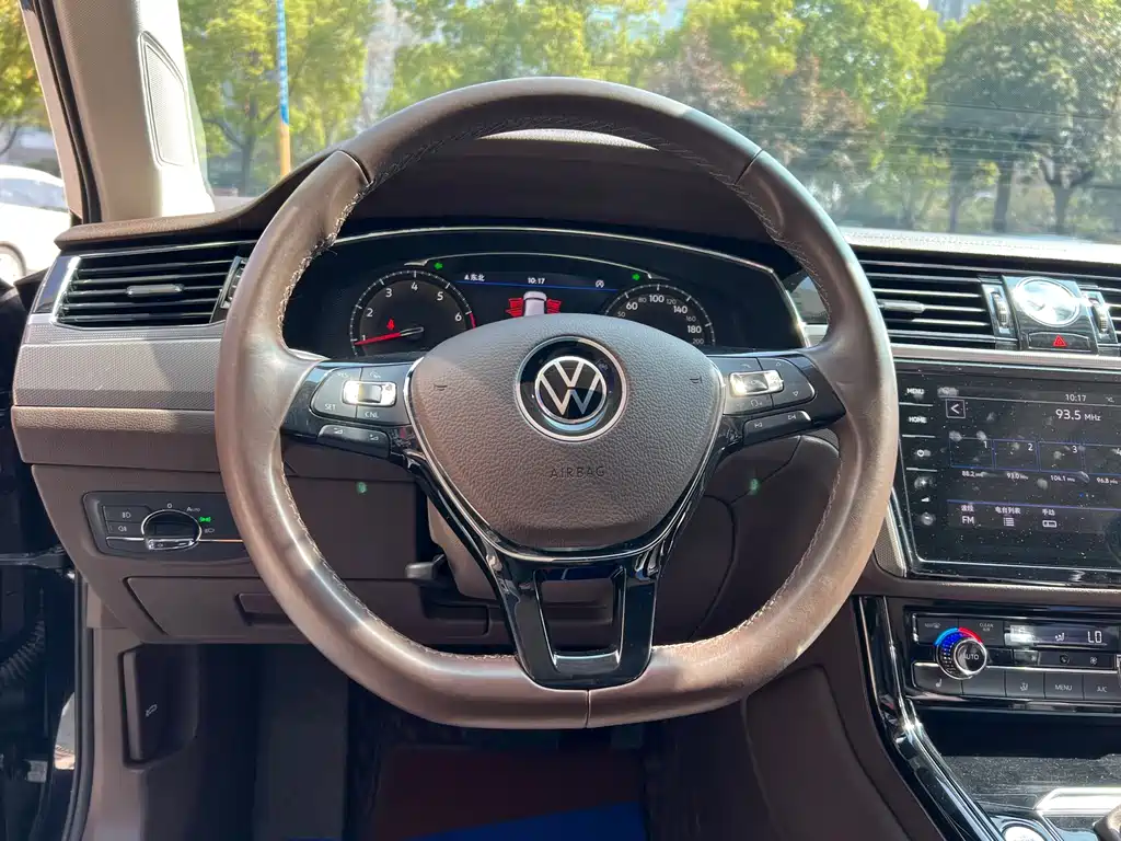 Huiang 2021 380TSI Deluxe Edition купить на сайте DeffCars