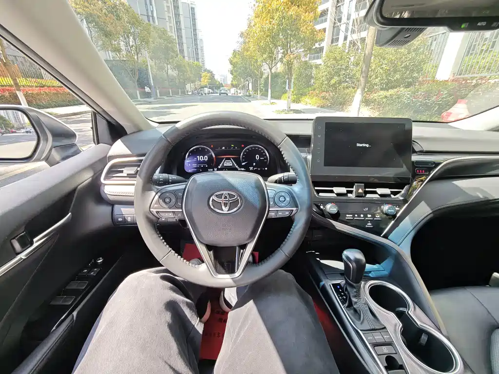 Camry 2021 2.5G Deluxe Edition купить на сайте DeffCars