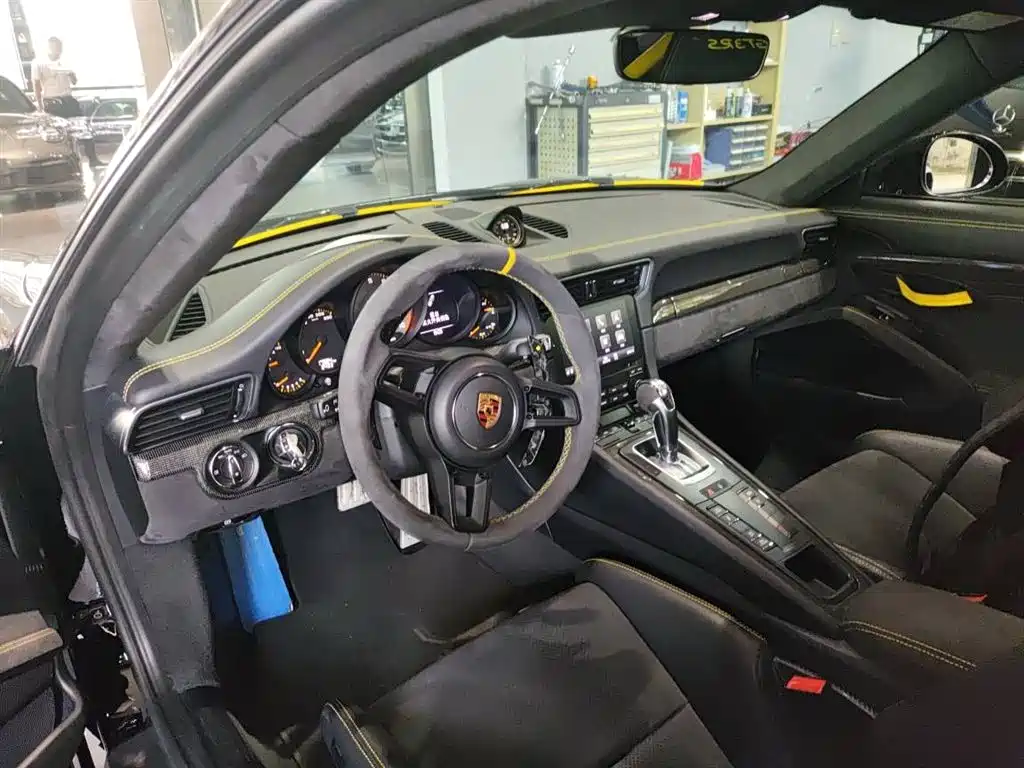 Porsche 911 2018 GT3 RS 4.0L купить на сайте DeffCars