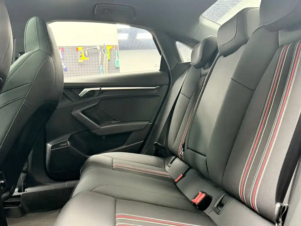 Audi A3 2024 A3L Limousine 35 TFSI Fashionable and Sporty купить на сайте DeffCars