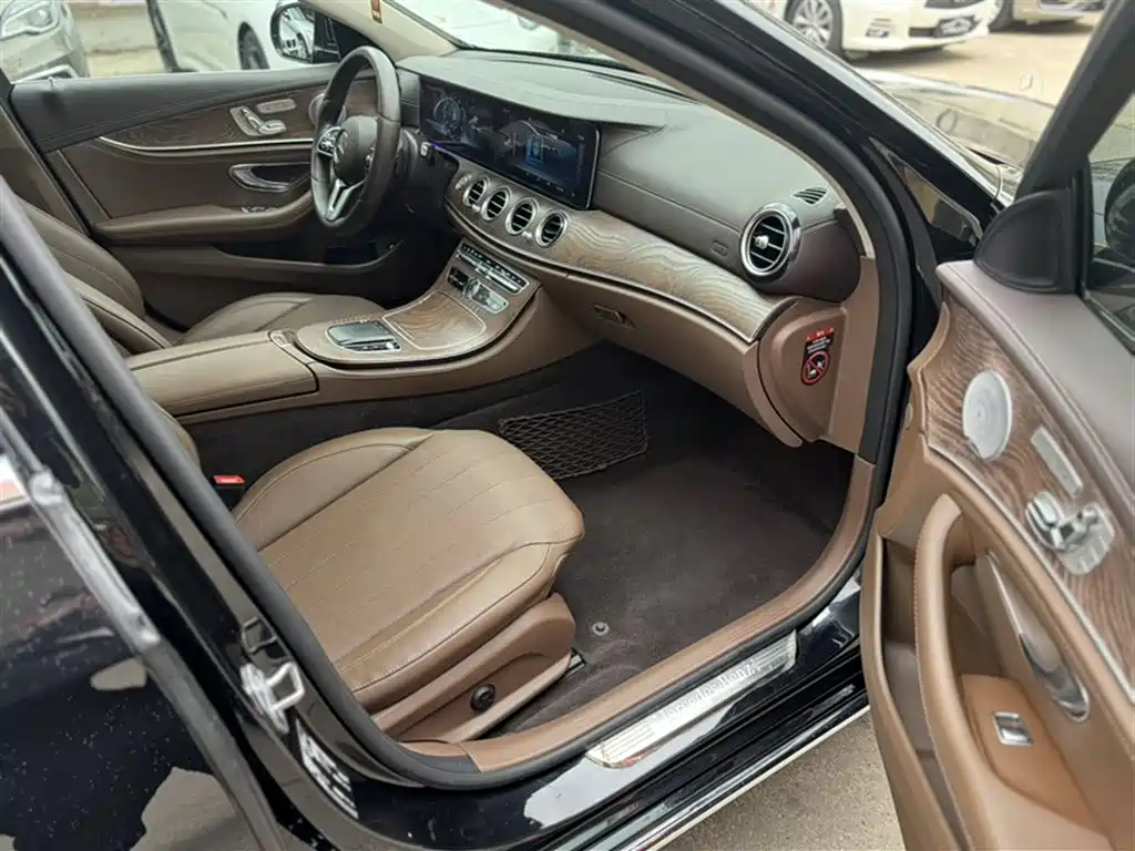 Mercedes-Benz E-Class 2019 facelift E 300 L luxury model купить на сайте DeffCars