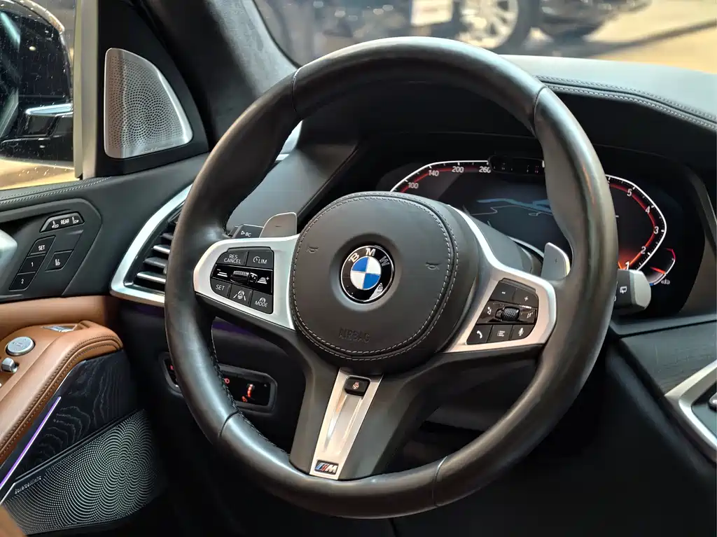 BMW X7 2019 xDrive40i Executive M Sport Package купить на сайте DeffCars
