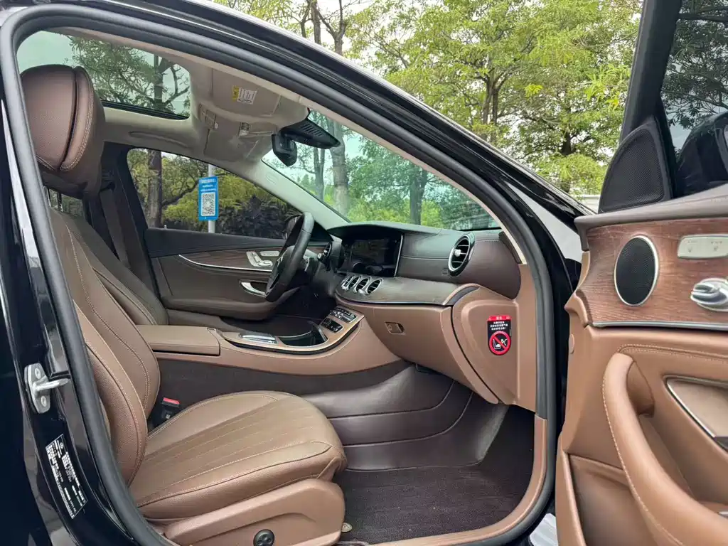 Mercedes-Benz E-Class 2023 E 300 L Fashion купить на сайте DeffCars