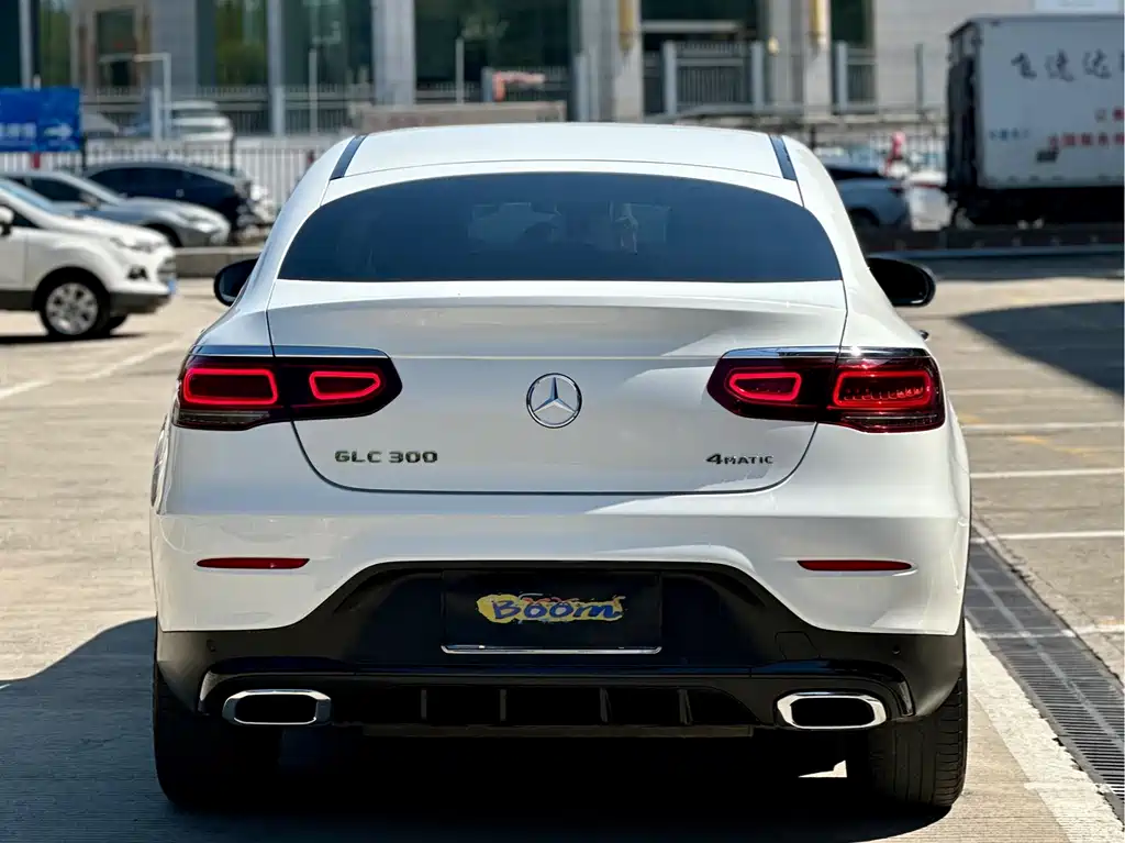 Mercedes-Benz GLC Coupe 2020 GLC 300 4MATIC Coupe SUV купить на сайте DeffCars