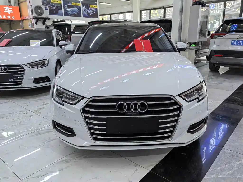 Audi A3 2020 Limousine 35 TFSI Fashion Type National VI купить на сайте DeffCars