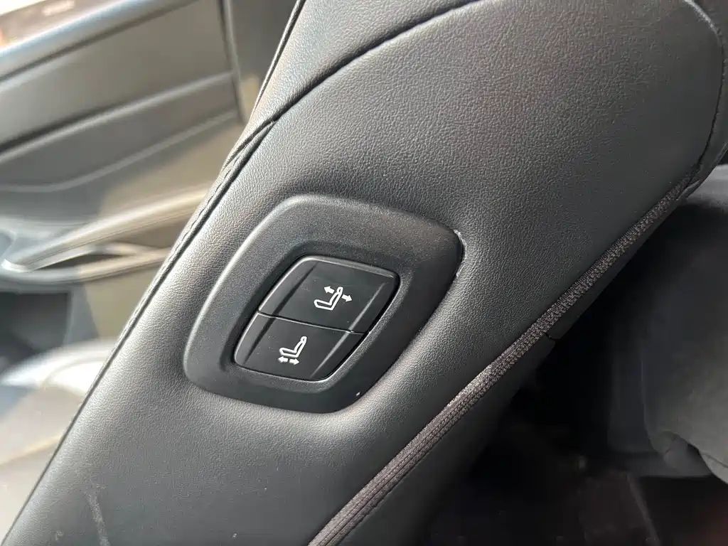 Asia Dragon 2019 2.0L XLE Exclusive Edition National VI купить на сайте DeffCars