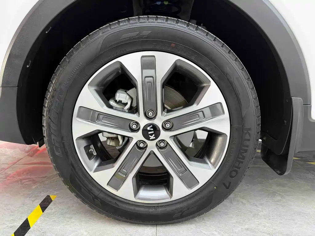 Zhipao 2019 2.0L Automatic Smart Enjoy Deluxe Edition купить на сайте DeffCars