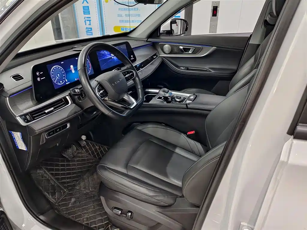 Tiggo 8 PRO 2022 290T 2WD Skydome Edition 7 seats купить на сайте DeffCars