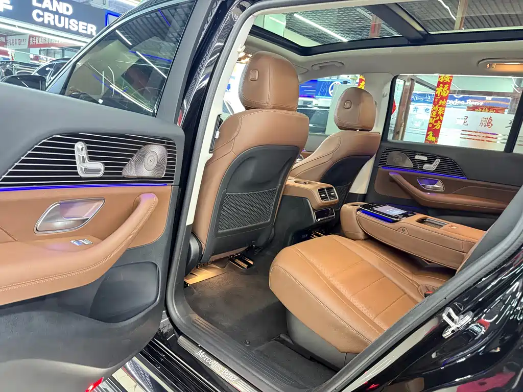 Mercedes-Benz GLS 2024 GLS 400 4MATIC купить на сайте DeffCars