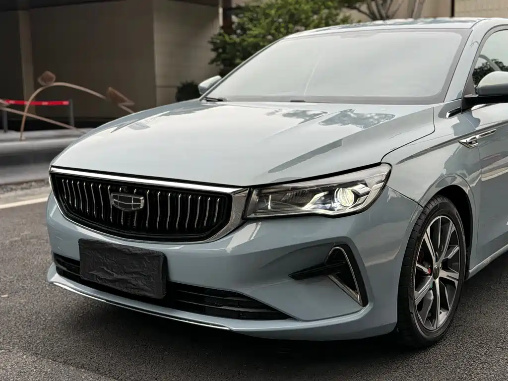 Emgrand 2023 4th Generation Champion Edition 1.5L CVT Premium Type купить на сайте DeffCars