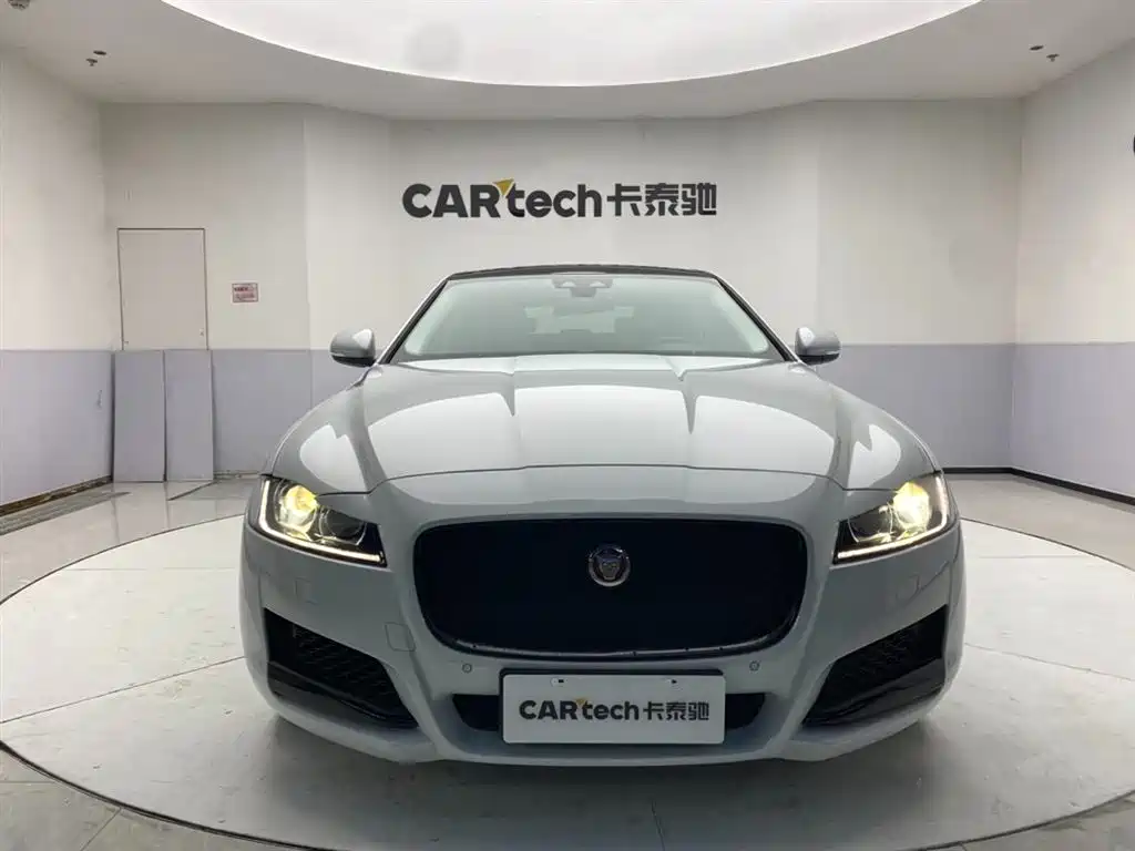 Jaguar XFL 2020 XFL 2.0T P200 two-wheel drive flagship version купить на сайте DeffCars