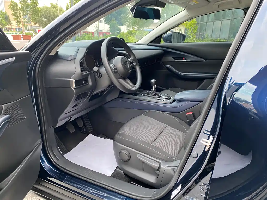 Mazda CX-30 2022 2.0L Manual Shangyue Type купить на сайте DeffCars