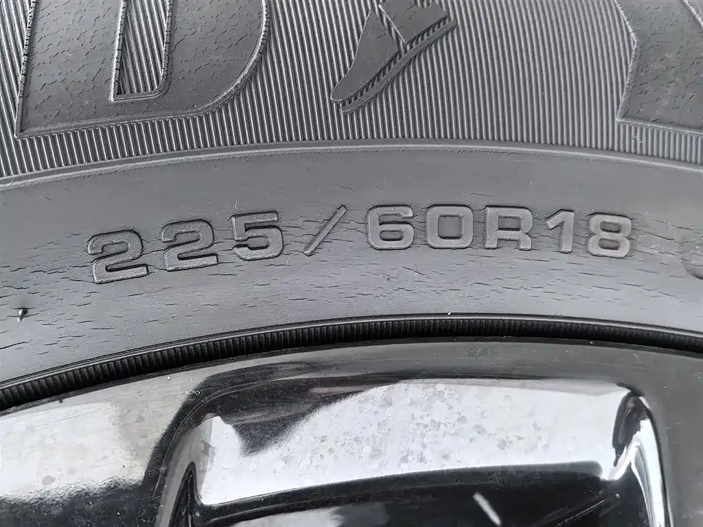 Explorer 2019 550T automatic four-wheel drive version купить на сайте DeffCars