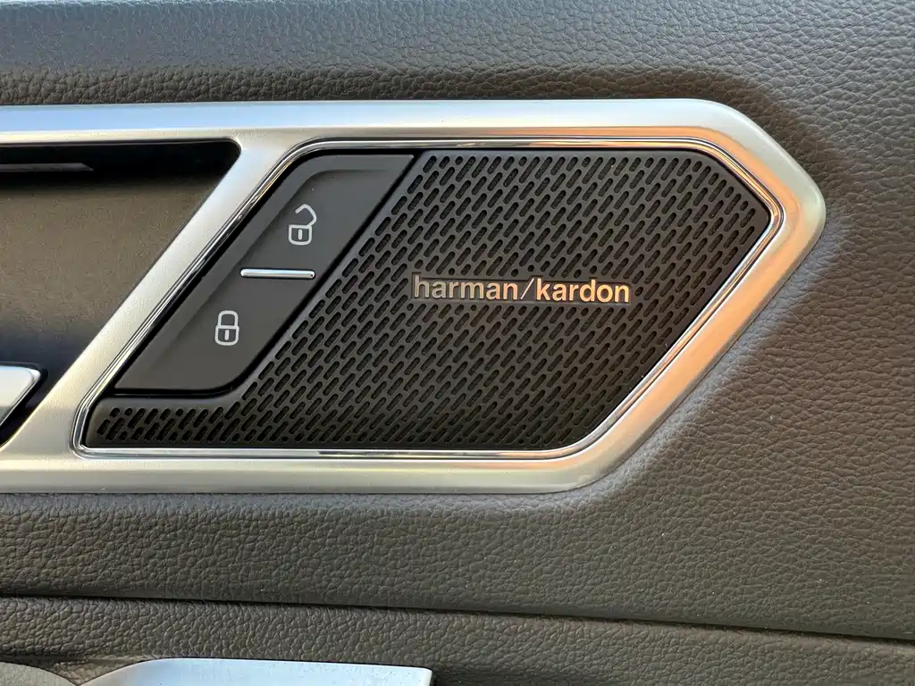 Tiguan L 2022 380TSI automatic four-wheel drive R-Line flagship version 7 seats купить на сайте DeffCars