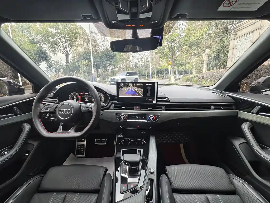 Audi A4L 2023 40 TFSI luxury and dynamic model купить на сайте DeffCars