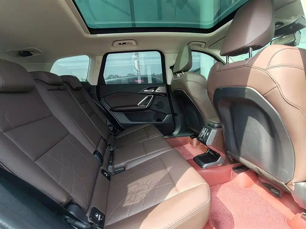 BMW X1 2025 sDrive25Li X Design Package купить на сайте DeffCars