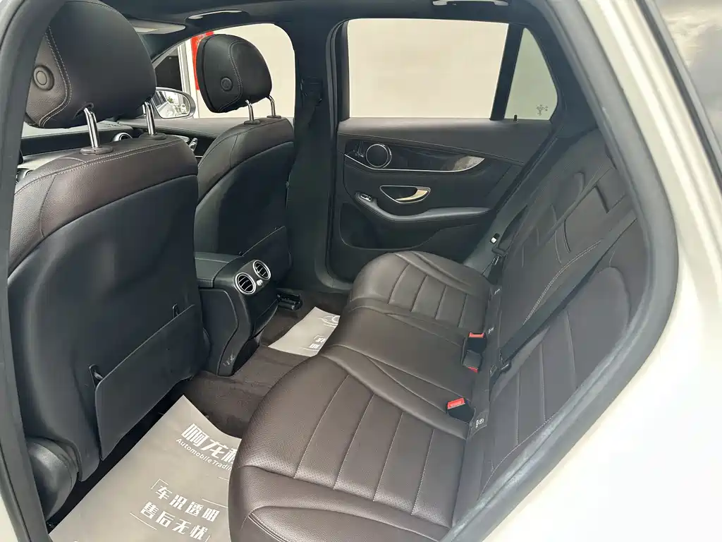 Mercedes-Benz GLC 2018 facelift GLC 260 4MATIC luxury model купить на сайте DeffCars