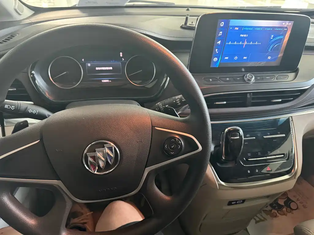 Buick GL8 2022 Land Business Class 652T Comfort купить на сайте DeffCars