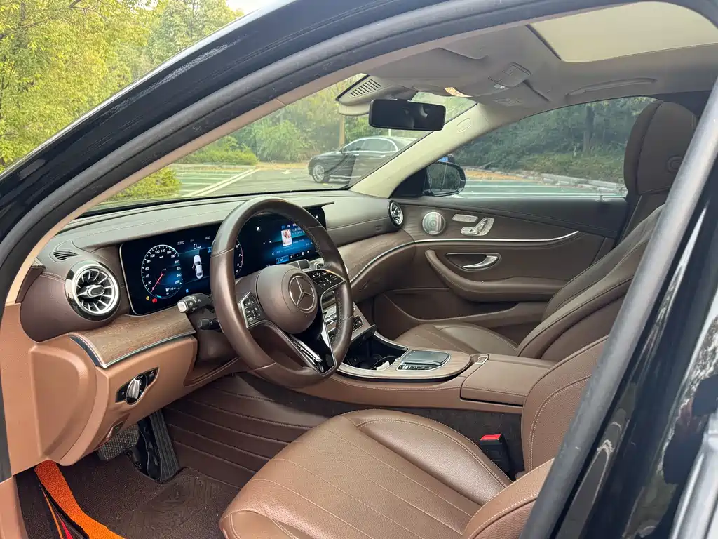 Mercedes-Benz E-Class 2021 E 300 L Luxury Model купить на сайте DeffCars