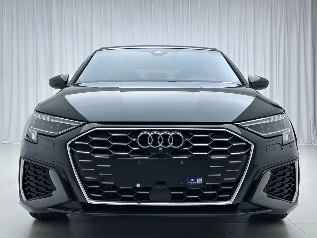 Audi A3 2022 A3L Limousine 35 TFSI Fashionable and Sporty купить на сайте DeffCars