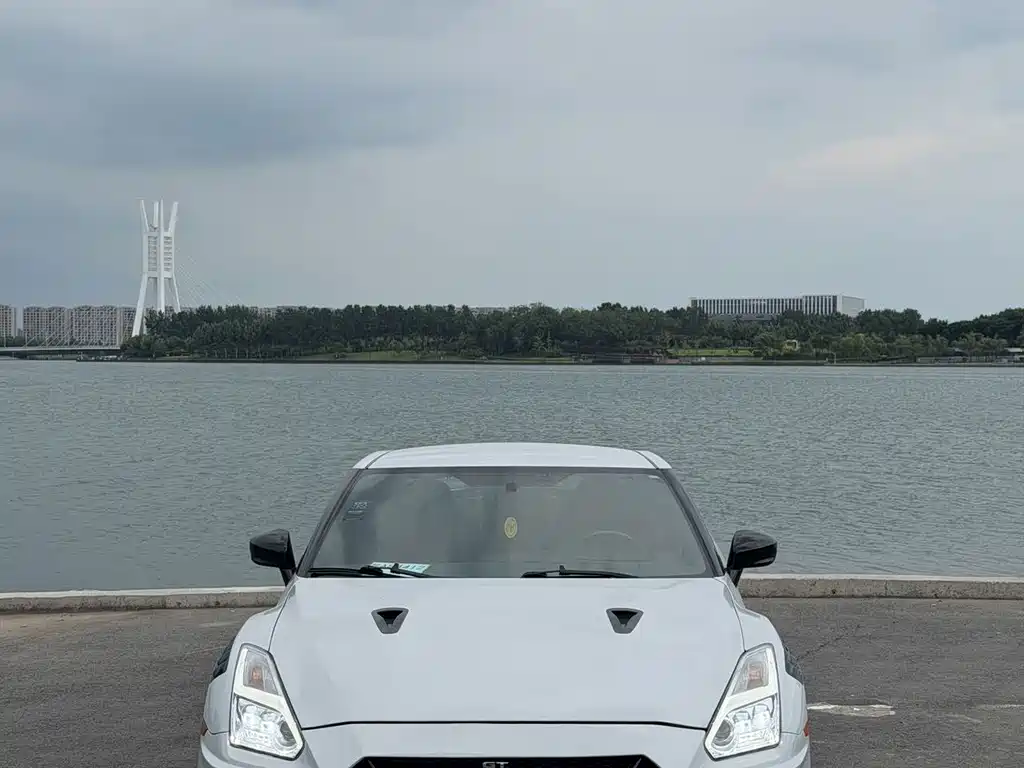 Nissan GT-R 2009 basic model купить на сайте DeffCars
