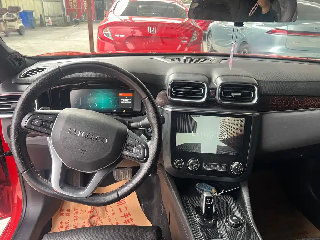 Lynk & Co 03 2018 1.5TD DCT Powerful Edition National V купить на сайте DeffCars