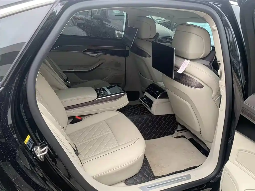 Audi A8 2023 A8L 55 TFSI quattro flagship model купить на сайте DeffCars