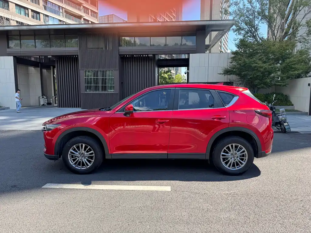 Mazda CX-5 2017 2.0L automatic two-wheel drive smart model, National V купить на сайте DeffCars