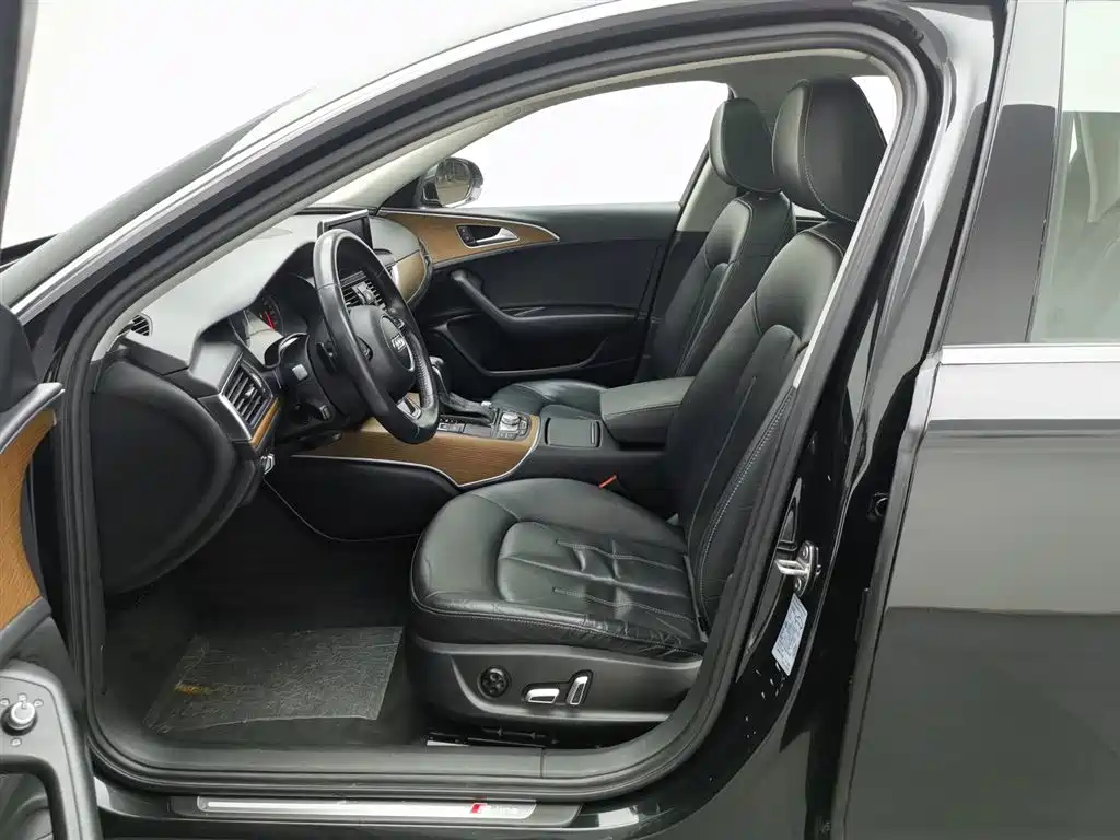 Audi A6L 2018 30th Anniversary Model 30 FSI Fashion Model купить на сайте DeffCars
