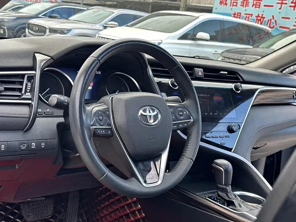 Camry 2021 2.0g Deluxe Edition купить на сайте DeffCars