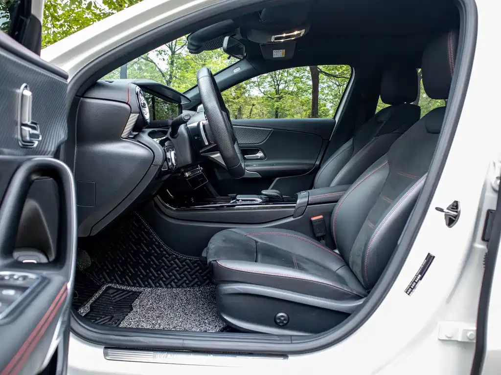 Mercedes-Benz A-Class 2023 A 200 L Fashion Model купить на сайте DeffCars