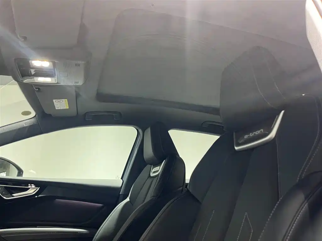 Audi Q4 e-tron 2024 40 e-tron Creative Edition купить на сайте DeffCars