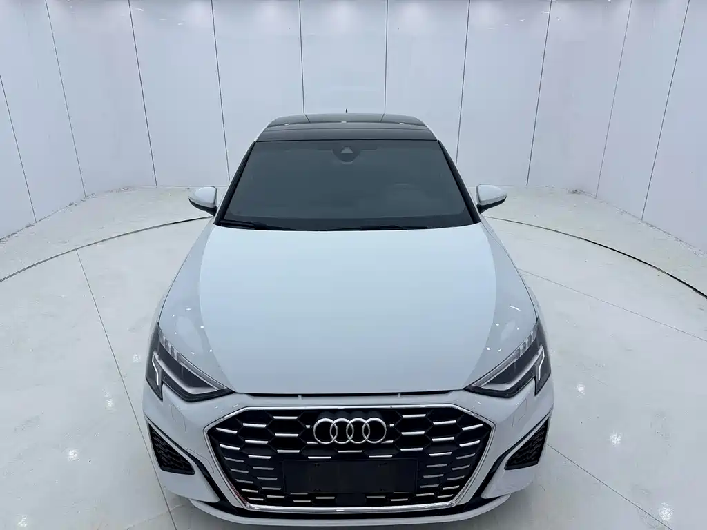 Audi A3 2022 A3L Limousine 35 TFSI Fashionable and Sporty купить на сайте DeffCars
