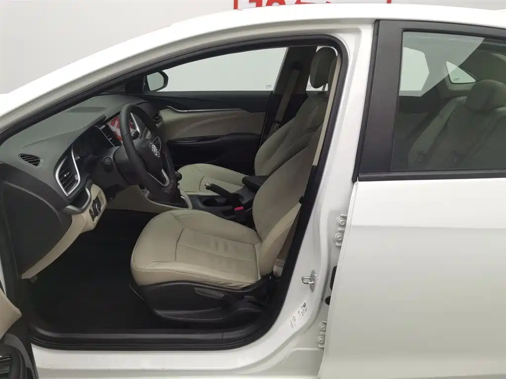 Yinglang 2019 15T Manual Elite National VI купить на сайте DeffCars
