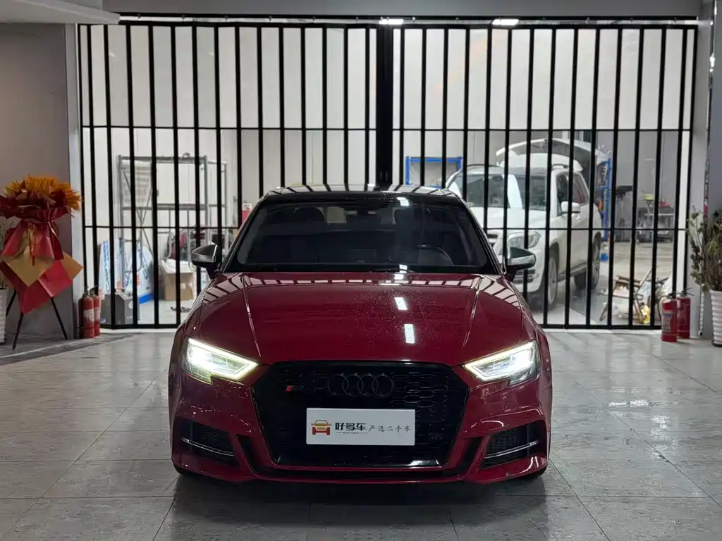 Audi A3 2017 Limousine 35 TFSI Sports купить на сайте DeffCars