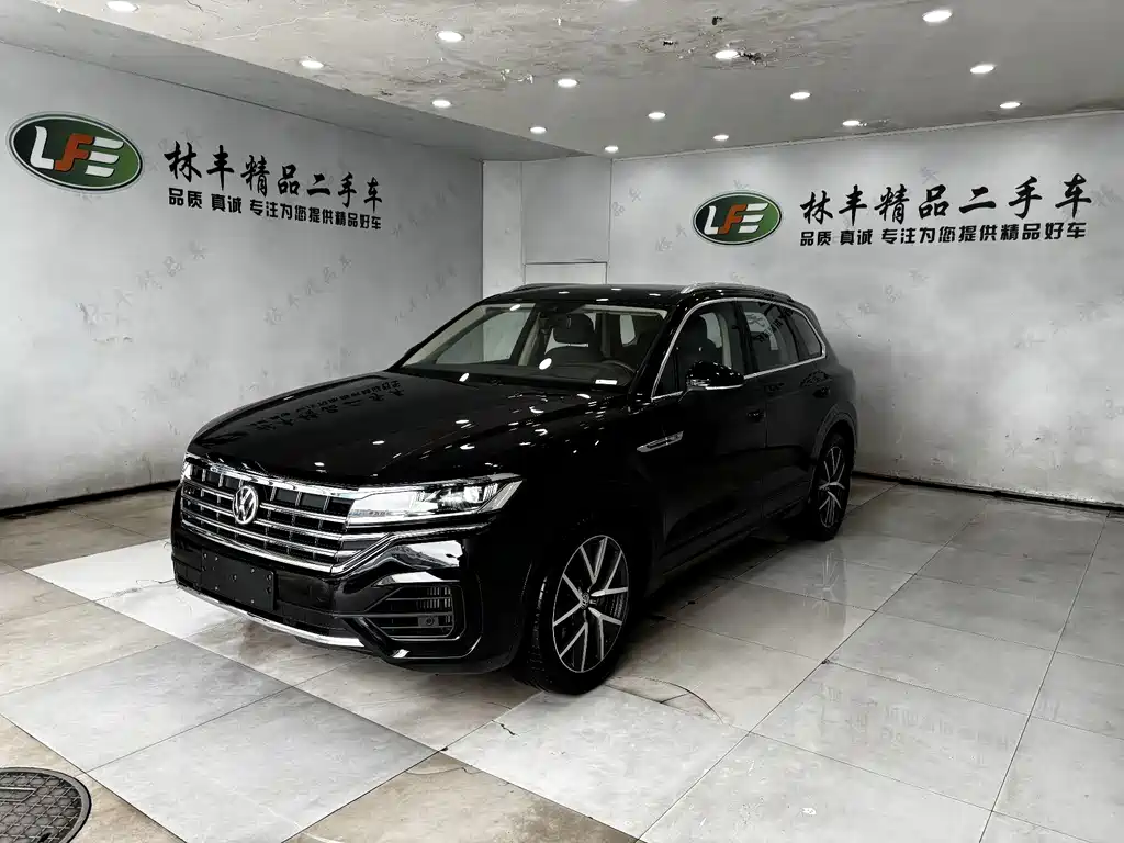 Touareg 2019 3.0TSI Ruifeng Edition National V купить на сайте DeffCars