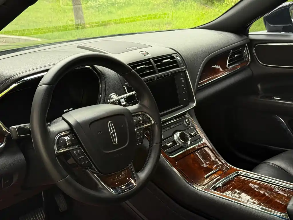 Lincoln Continental 2017 2.0T Two-wheel drive Exclusive Edition купить на сайте DeffCars