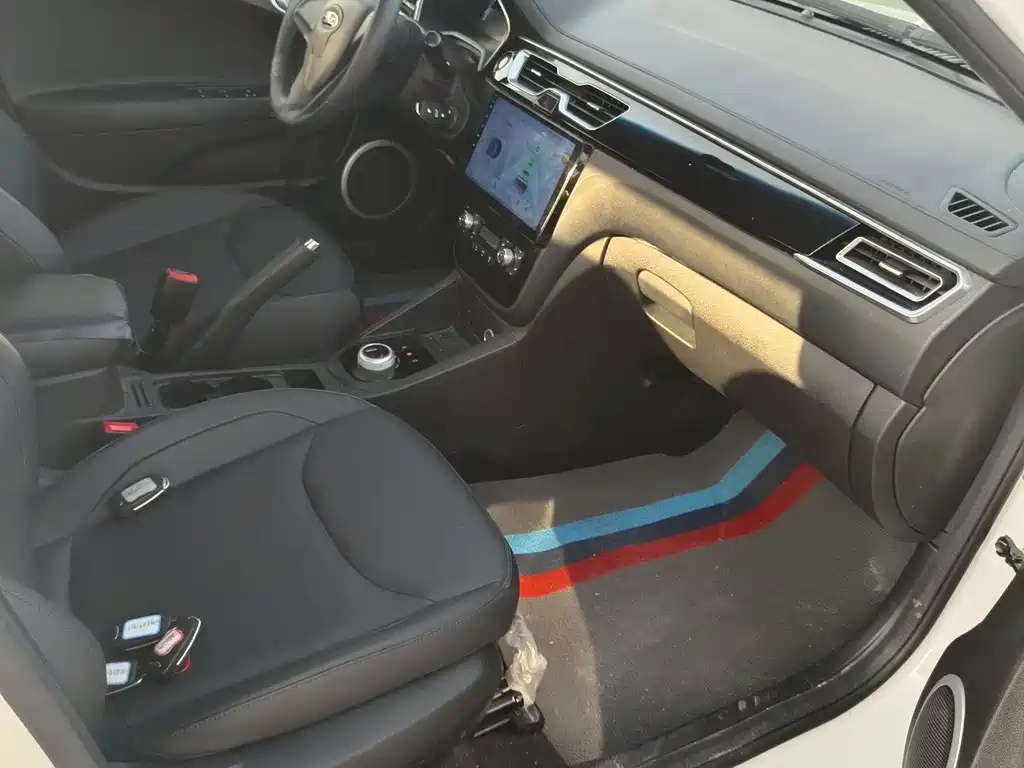 JAC iEVA50 2021 battery swapping pleasure version купить на сайте DeffCars