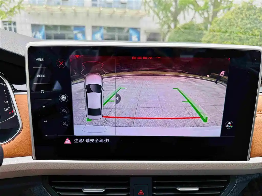 Bora 2023 model 200TSI DSG Yuexing PRO version купить на сайте DeffCars