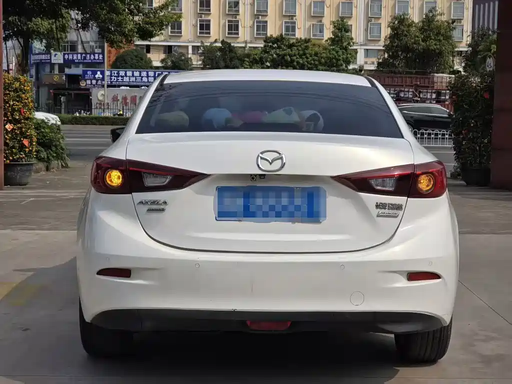 Mazda3 Angkesela 2014 Sedan 2.0L Automatic Sports купить на сайте DeffCars
