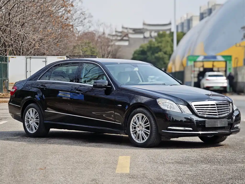 Mercedes-Benz E-Class 2012 E 200 L CGI Elegant купить на сайте DeffCars