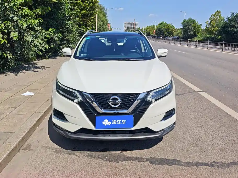 Qashqai 2019 2.0L CVT Deluxe Edition купить на сайте DeffCars
