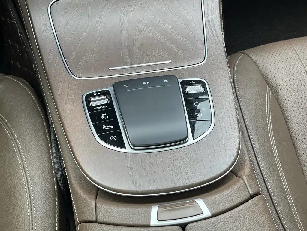 Mercedes-Benz E-Class 2023 E 300 L Luxury Model купить на сайте DeffCars