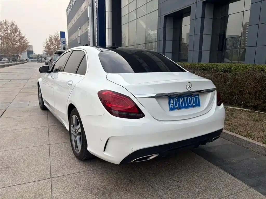 Mercedes-Benz C-Class 2019 facelift C 260 L sports version купить на сайте DeffCars