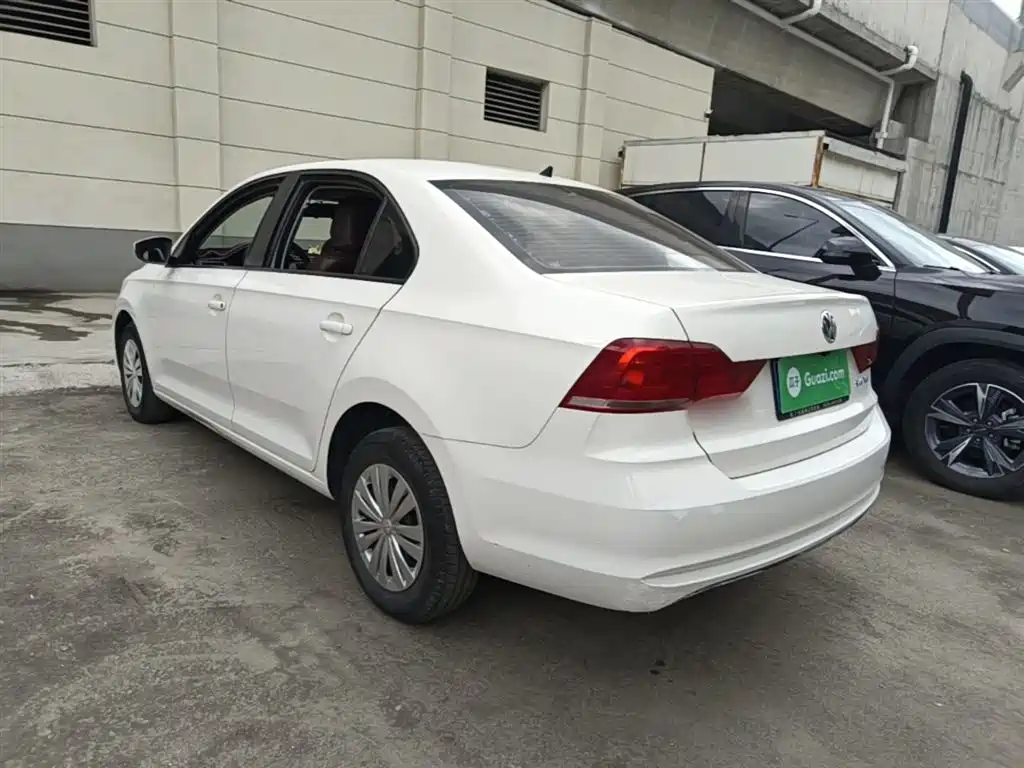 Santana 2021 1.5L Manual Fashion Edition купить на сайте DeffCars