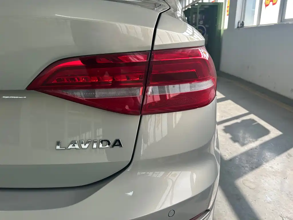 Lavida 2019 1.5L automatic comfort version National VI купить на сайте DeffCars