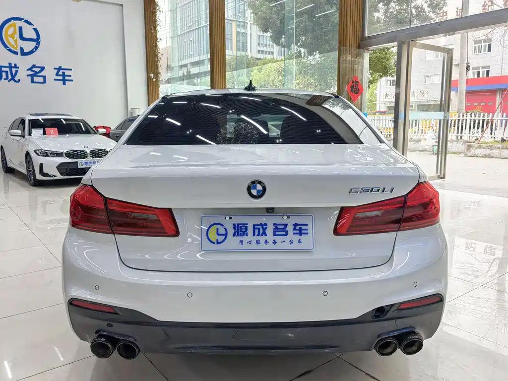BMW 5 Series 2018 530Li Exclusive M Sports Package купить на сайте DeffCars