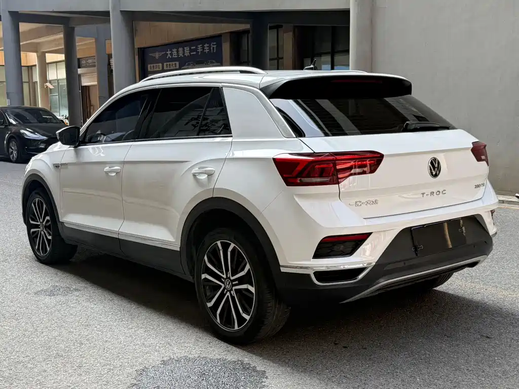 T-ROC 2021 model 280TSI DSG two-wheel drive Comfort Smart Connected Edition купить на сайте DeffCars