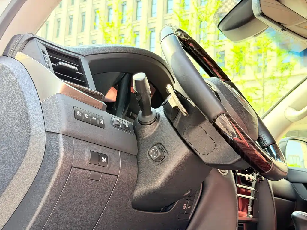 Lexus LX 2019 570 Premium Luxury Edition купить на сайте DeffCars
